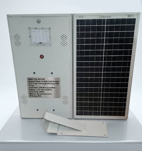 All-in-One Solar Street Light – 18W